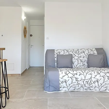 Appartement Baie Des Anges Clim, Parking, Terrasse, Piscine *